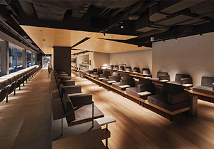 Power Lounge Central（第2ターミナル）