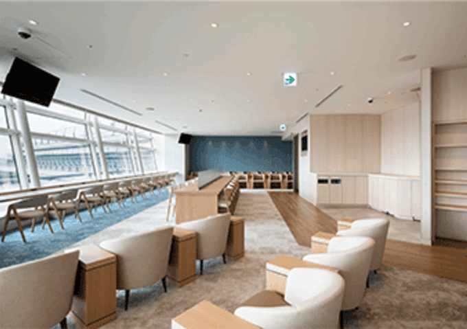 SKY LOUNGE（第3ターミナル）