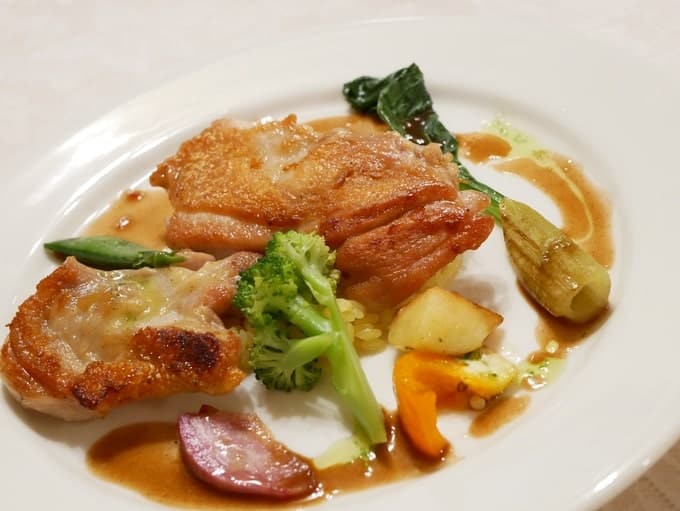 びすとろパナッシェのチキンプレート