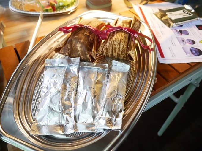 軽井沢マリオットホテルプライベートBBQで用意された魚とおにぎり