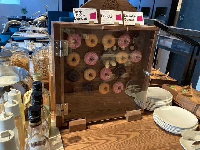 アロフト東京銀座朝食のドーナツ