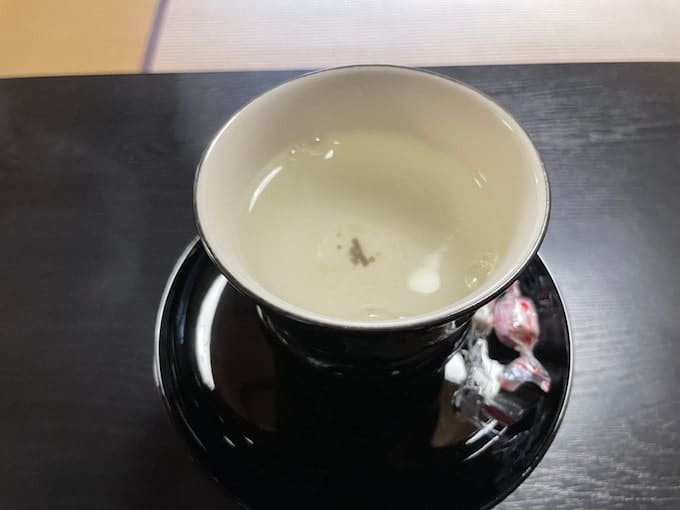 京都観光ラウンジの昆布茶