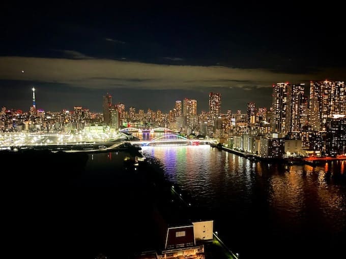 メズム東京の夜景