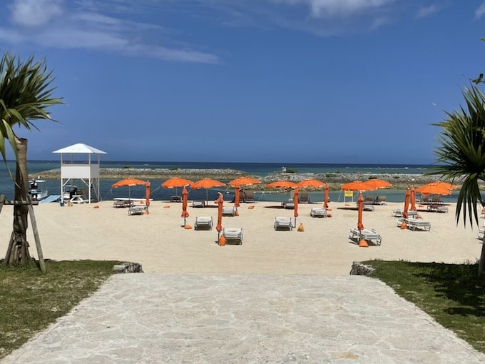 シェラトン沖縄のビーチ