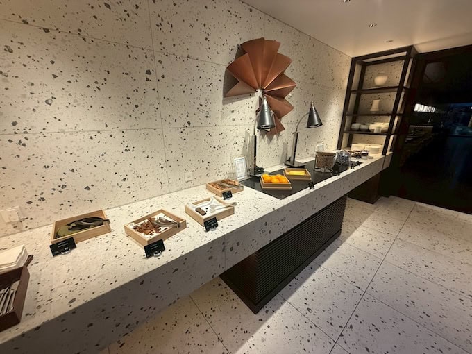 ヒルトン京都のラウンジ