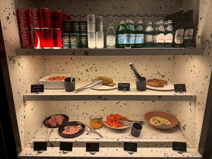 ヒルトン京都のラウンジ