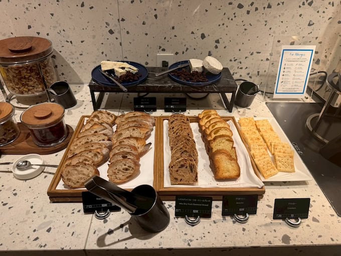 ヒルトン京都のラウンジ