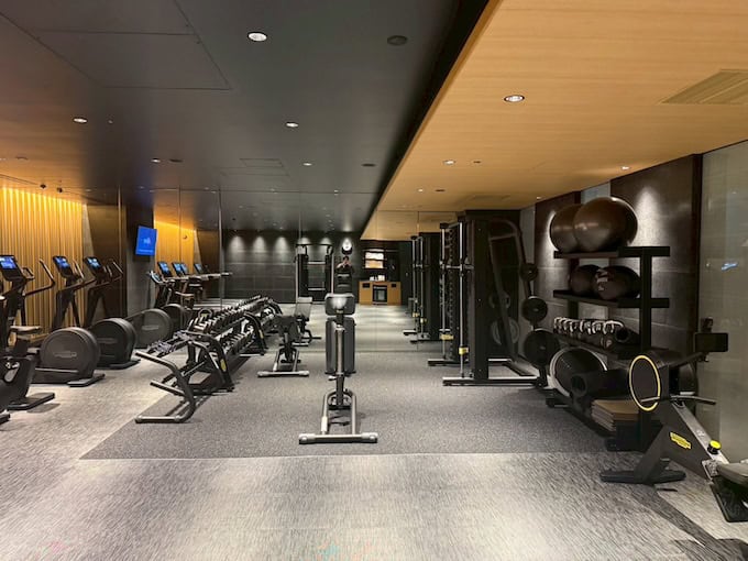 ヒルトン京都のジム